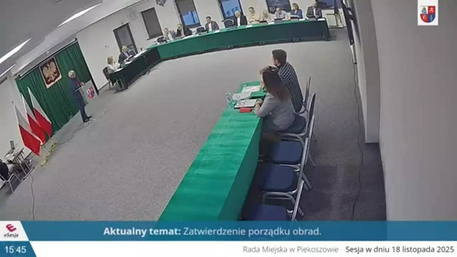 xxi-nadzwyczajna-sesja-rady-miejskiej-w-piekoszowie-18112025.mp4